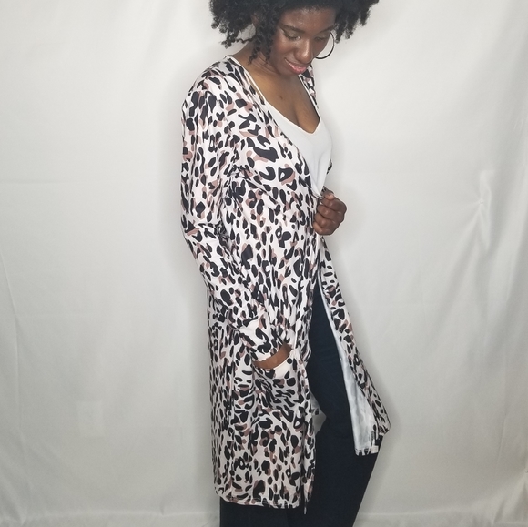 Cheetah Print Long Line Cardigan - Picture 2 of 8